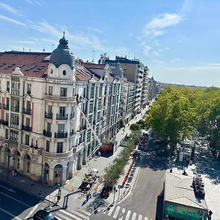 Espacios Blanco Santiago * Βαγιαδολίδ