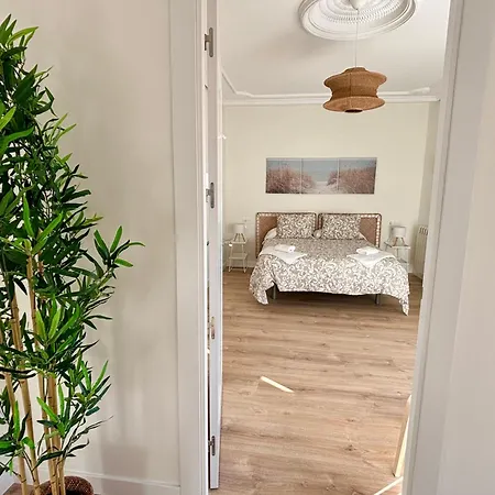 Espacios Blanco Santiago Βαγιαδολίδ