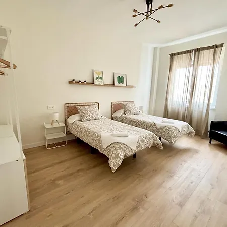 Espacios Blanco Santiago Apartman Valladolid