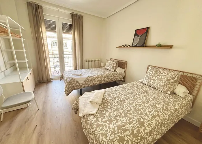 Espacios Blanco Santiago Apartman *